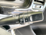 【オートライト】周りの明るさに応じて自動でヘッドライトの点灯・消灯ができる機能です!ライトの付け忘れ・消し忘れなどが無くなり、雨の日や夕方の走行も安心!トンネル通過時も便利ですね♪
