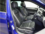 ■Rライン専用ナパレザースポーツシート ■シートヒーター ■運転席メモリー機能付きパワーシート ■電動ランバーサポート ■運転席シートマッサージ機構