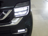 【LEDヘッドライト】LEDヘッドライトは消費電力が少ないので寿命が長いです!明るさも十分で、夜間走行の負担を和らげてくれます!