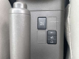 運転席側シートヒーター