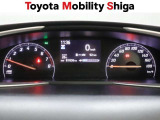 昼も夜も見やすい、シンプルで視認性に優れた2眼メーターです。