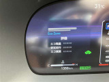 後方が確認しやすいちょうどよい大きさのミラー。角度の調節も簡単操作できます☆