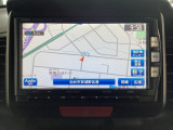ナビゲーションは、フルセグTV対応のGathers純正メモリーナビを搭載しています。ナビに曲を記憶させるミュージックサーバー使用時は、別途SDカードが必要になります。
