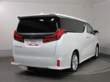 選ぶならトヨタの安心U-Car・トヨタ認定中古車。※ボディカラー及び内装色は、画像の色と実際の色が異なって見える場合がございます。