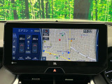 【問合せ:0776-53-4907】【12.3インチワイドナビ】高級感とインパクトのある大型ワイドナビを装備。各種オーディオ操作はもちろん、横長ワイド画面でのマップ2分割表示など、利便性も高いナビです
