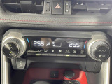 【オートエアコン】車内温度を感知して自動で温度調整をしてくれるのでいつでも快適な車内空間を創り上げます!
