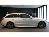 修理からメンテナンスまで、新車登録日から3年間無料トータルサポートするメルセデスケアを継承してご納車メルセデス・ベンツの価値と信頼性をさらに高め、オーナーの皆さまへより大きな安心を提供します。