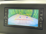 【バックカメラ】駐車時に後方がリアルタイム映像で確認できます。大型商業施設や立体駐車場での駐車時や、夜間のバック時に大活躍!運転スキルに関わらず、今や必須となった装備のひとつです!