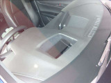 アクティブドライビングディスプレイ 車速やナビのルート誘導など走行時に必要な情報を表示 視線の移動が少なくて確認出来る構造になっています!