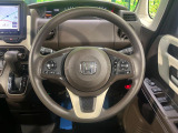 【ステアリングスイッチ】運転中、前方から目線をそらすことなく、オーディオ等の操作が可能な便利機能!安心&快適なドライブを演出してくれます♪