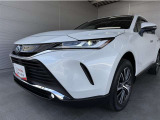 LEDヘッドランプです。十分な明るさを保ちつつも消費電力が少なく、バルブ寿命も長いのが特徴です。瞬時にMAXの光量を発揮するのもLEDならではです。☆LEDフォグランプも装備☆
