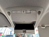 ▲メガネ収納ボックス▲運転用の眼鏡やサングラスを車に乗せてる方も多いのではないでしょうか?眼鏡・サングラス専用ボックスがありますので、傷や変形の防止に役立ってくれます◎