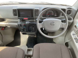 運転席周りの装備がご覧いただけます。展示場では実際にシートに座って確認していただけます。