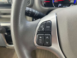 ハンドル左側のスイッチでオーディオの操作やハンズフリー通話の操作が可能なので、運転中でも楽に調整できます(^^♪