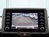 バックカメラ装備しております。駐車時に大変役に立ちますよ♪駐車が苦手な方にも便利機能です♪
