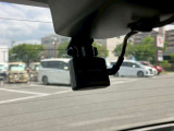 ドライブレコーダーも装備されております。