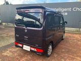 フロントだけでなく、バックソナーも付いてるので駐車時もバッチリ補助してくれます(*^^*)