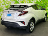C-HR ハイブリッド 1.8 S LED パッケージ 