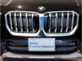 【キドニーグリル】BMWは約90年もの間、ほぼ全ての車両にひと目でBMWだと分かるこの特徴的なフロントグリルが備えられ、デザイン・アイコンとして親しまれてきました。