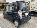 新車.中古車販売車両全て下廻り洗車、錆止め作業をやらせていただきます。
