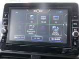 ナビゲーション+AV 2画面表示(デュアルウィンドウ)、TV、FM/AM、Bluetooth Audio、SDカード、DVD再生、 CD録音/再生、ハンズフリーフォン、スマホ、Nissan Connectサービス対応の高性能9インチ大型ナビです。