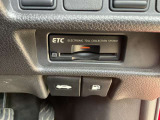 ビルトインタイプのETCです。スッキリしていますね。納車時にはセットアップいたしますので、すぐにお使いいただけます。