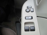 電動格納ドアミラー、運転席・助手席パワーウインドウスイッチ付きなので、便利です!