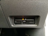 ナビ連動ビルトインETC2.0車載器付きです。納車の当日からご利用いただけます。◎掲載後すぐに販売が決まってしまう場合もございますのでご来店前にお電話でご予約を頂ければ幸いです。