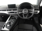 Audiのインテリアはエクステリア同様、優れたデザイン性とクオリティ、そして機能性を兼ね備えております。