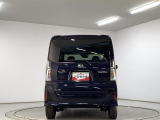 【ご納車前整備】エンジンオイル・オイルエレメント・エアクリーナー・クーラント・バッテリー・ワイパーゴムの徹底したご納車前整備、万が一の時には兵庫県下に23店舗ある弊社が即時に対応させて頂きます。