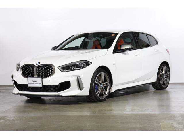 1シリーズM135i xドライブ 4WD