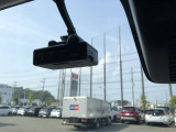 もし事故を起こしてしまったら・・運転中の映像と音を記録するドライブレコーダーです!万が一の備えに☆ドライブの思い出にも☆