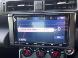 純正9インチナビ装着!TV視聴はもちろん!お持ちのスマートフォンと連携して、ナビやbluetoothでの音楽再生が可能です♪デザインはもちろんシンプルなので操作性も良好!