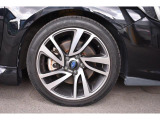 純正18インチアルミホイール付タイヤサイズは225/45R18