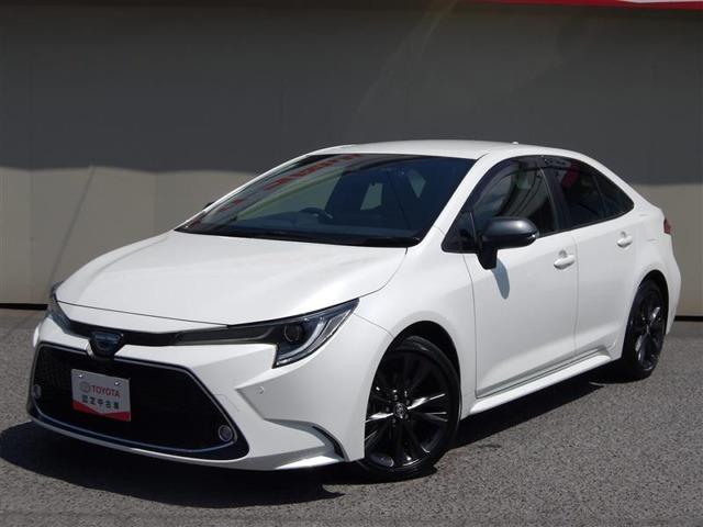 カローラ1.8 ハイブリッド W×B E-Four 4WD
