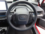 ぜひ展示車の運転席に座ってみてください。