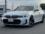 ☆LCIモデル☆カーブドディスプレイ☆タッチパネルHDDナビ&リヤビューカメラ☆アップルカープレイ☆18インチアルミ☆電動リヤゲート