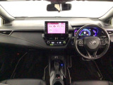 【前方視界】開放的な前方視界!運転がしやすく疲れにくいです♪窓が大きく、見通しがとっても良いおクルマですよ♪