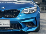 また、BMW正規認定中古車は、エマージェンシーサービスが自動付帯。24時間365日、皆様のカーライフをサポート致します。確かな安心のうえで、「駆けぬける歓び」をご堪能ください。