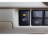 運転席シートヒーター付きです。
