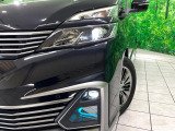 【LEDヘッドライト】悪天候や夜間走行時も良好な視界を確保し安心して運転できる高輝度LEDヘッドライトを装備!点灯速度が早く、消費電力も抑えられています。