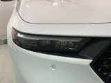 LEDヘッドライトは、点灯の瞬間から最大光量を発揮し、突然暗くなるトンネルなどでの安定感を高めます。