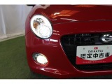 LEDヘッドライトで暗い夜道も明るく照らしてくれます。