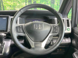 【純正革巻きステアリング】上質な革を使用することで、手にしっかり馴染みとても運転しやすいハンドルです♪