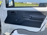 気になる車はすぐにお問い合わせください!画面右側の0066から始まる無料ダイヤルからお問い合わせ下さい!専門スタッフがお車のご質問にお答えいたします!