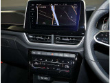 VW純正インフォティメントシステム「DiscoverPro」大変使いやすいタッチパネル型ナビゲーションでETC2.0とエンブレム内蔵バックカメラが付いています。