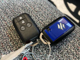 ★キーフリーシステム★リモコンキーを携帯していればキーをポケットなどから出さなくてもドアの施錠・解錠およびエンジン始動が出来ます!