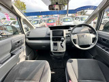 車を運転する際には運転席の存在は欠かせません。なのでしっかりとチェックしたいポイントですね。