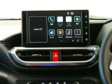 9型ディスプレイオーディオを装備。スマホとクルマをつなぐことで、これまでのナビに加えて、いろんなサービスが楽しめます。