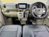 全車試乗可能です。大きな展示場内を実際に運転してみて下さい。実際に乗ってみてこれからのカーライフを想像してください♪